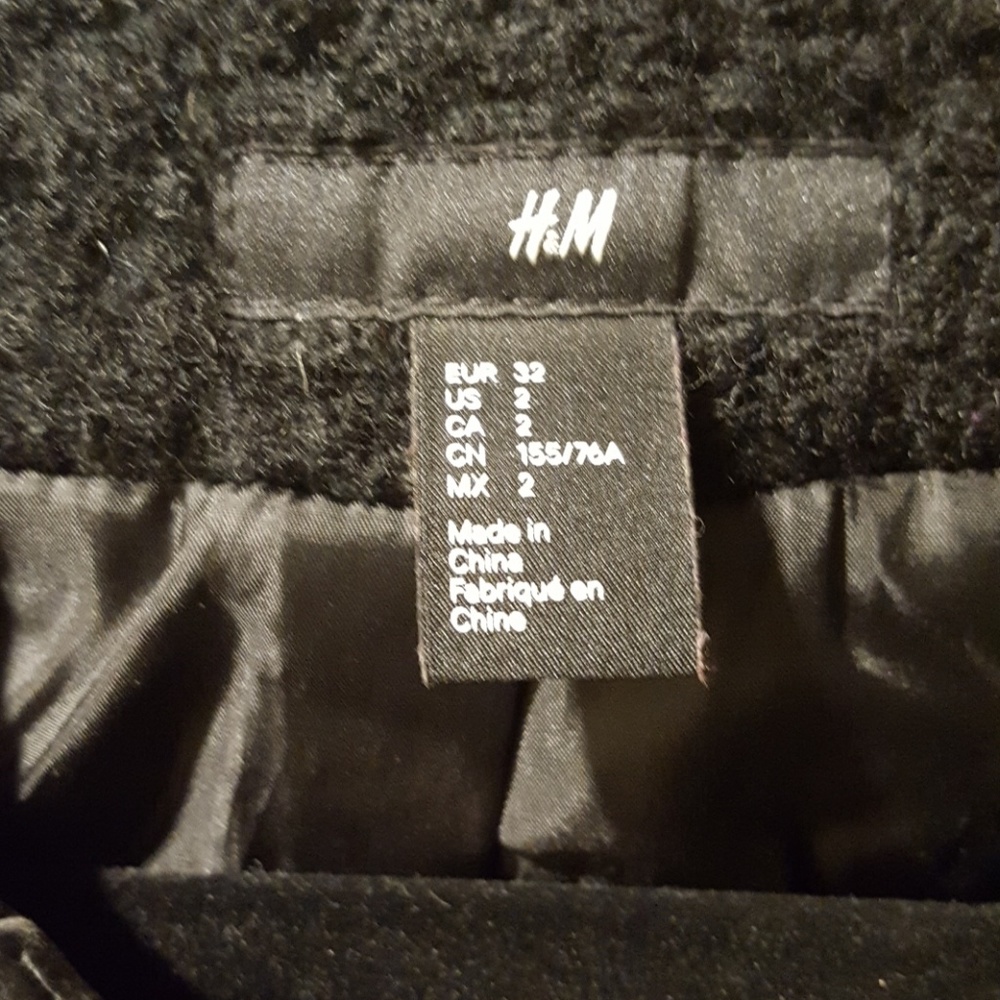 Black jacket - Picture 4 of 4